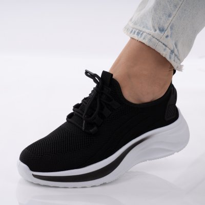 Sportcipők Lunara Black