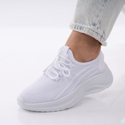 Sportcipők Lunara White