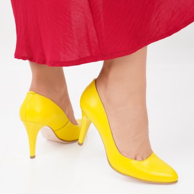 Természetes bőr sarkú cipő Nievre Yellow