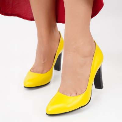 Magassarkú Bőrcipő Noir Yellow