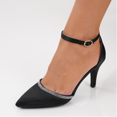 Magassarkú Cipők Tedes Black